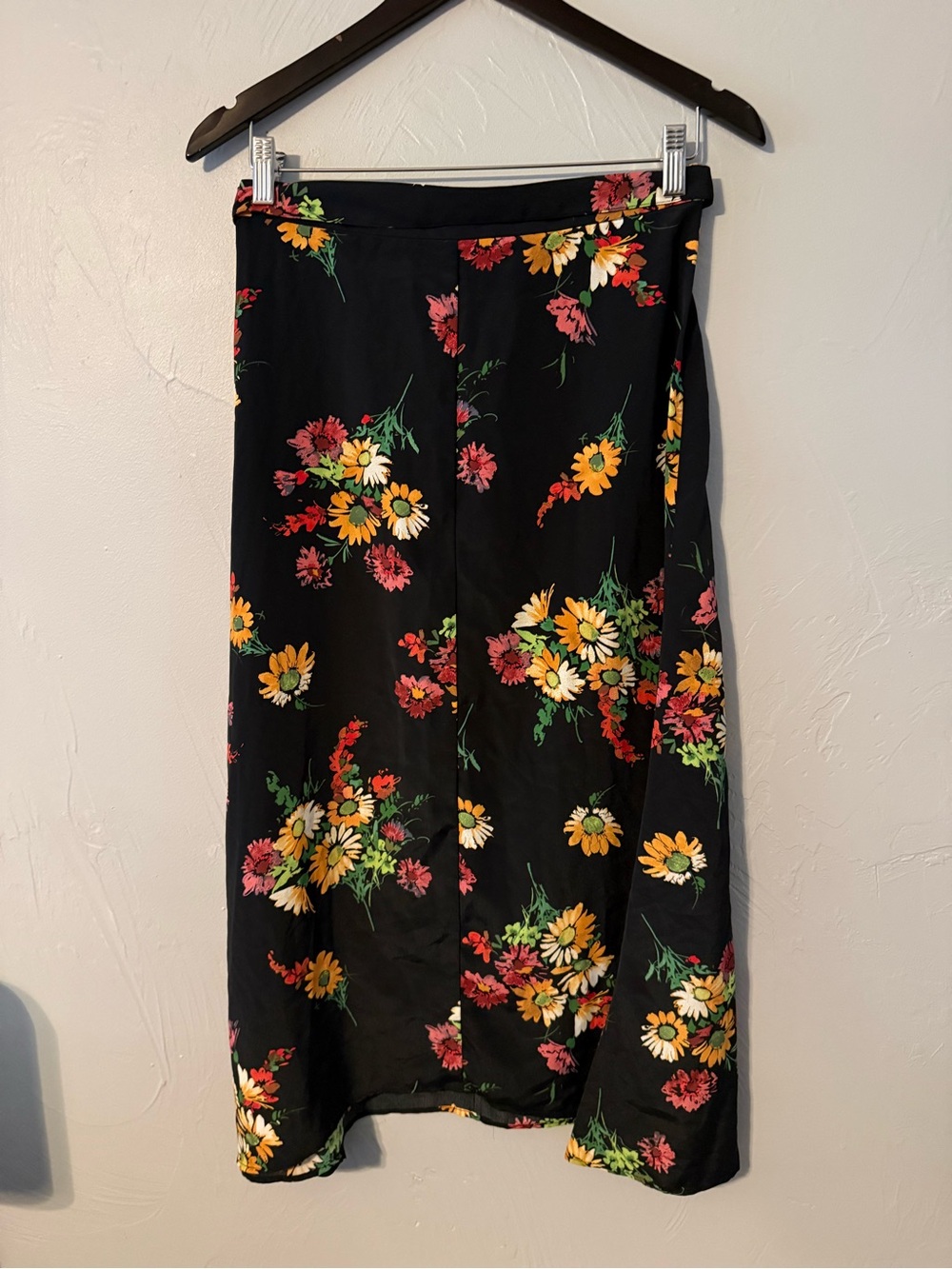 MNG Mango Floral Wrap Midi Skirt Black Tie Waist Size 6